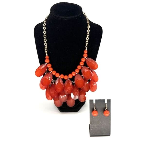 Costume Jewelry from Local Estate Sale – Necklace and Matching Earrings only $12 - Picture 2 of 6